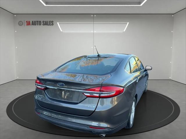 2018 ford fusion hybrid se