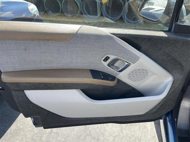 2014 bmw i3 base w/range extender