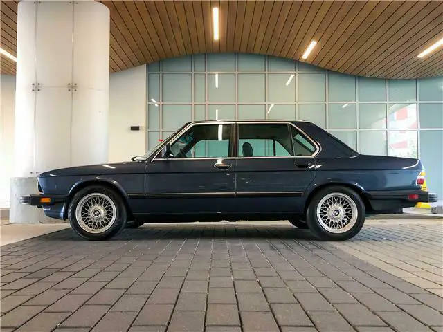 1985 bmw 535i 116,196 miles blue manual