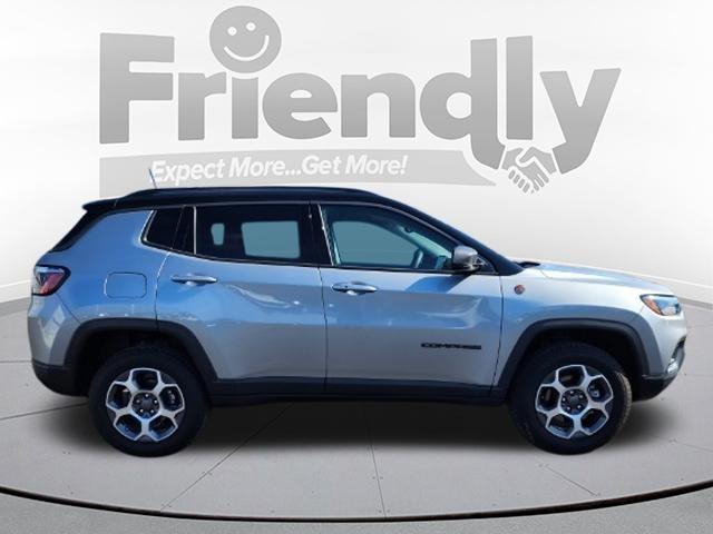 2022 jeep compass trailhawk