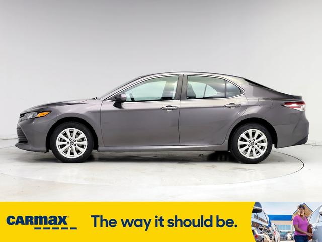 2018 toyota camry le