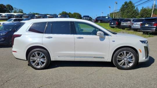 2023 cadillac xt6 premium luxury