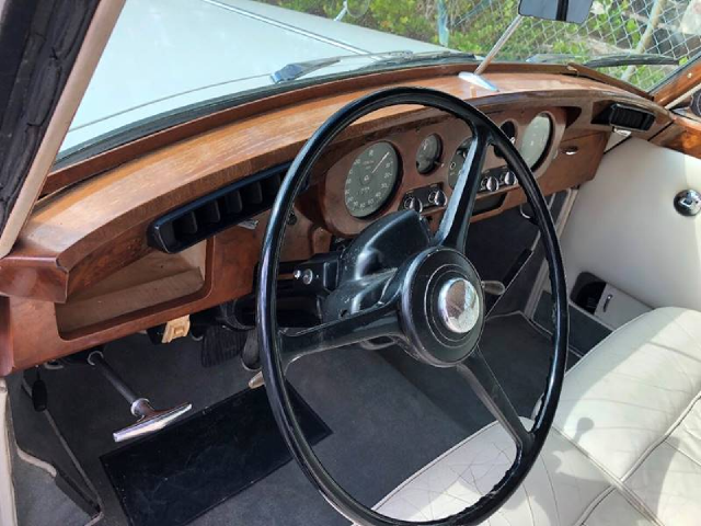 1962 rolls-royce drophead convertible. same owner since 1968. runs great