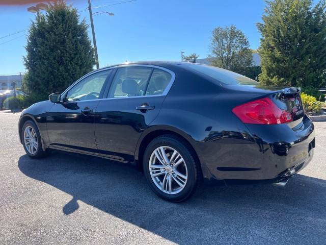 2011 infiniti g25x base