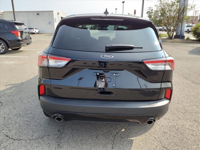 2022 ford escape sel