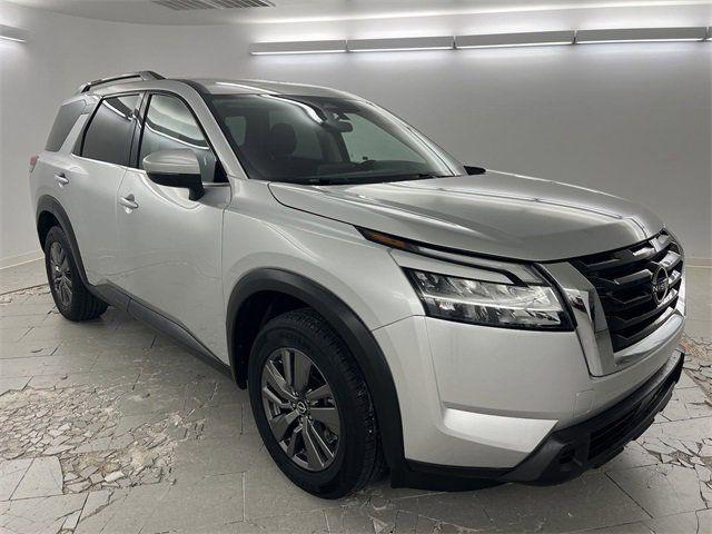2022 nissan pathfinder sv 2wd