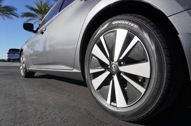 2022 nissan altima 2.5 sv