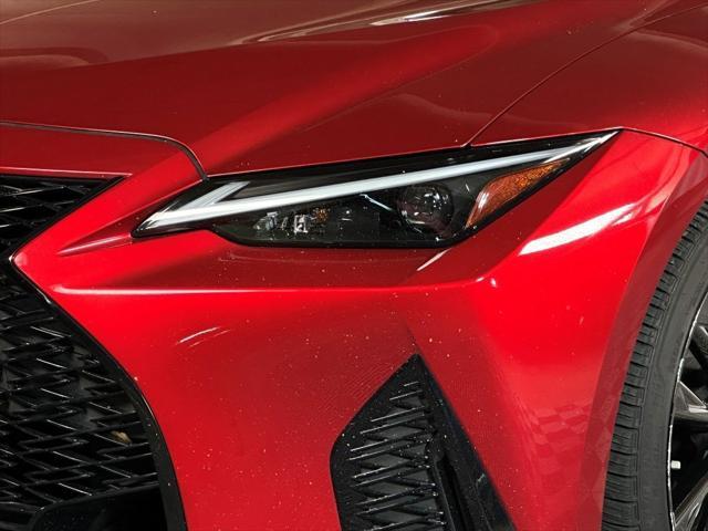 2022 lexus is 350 base