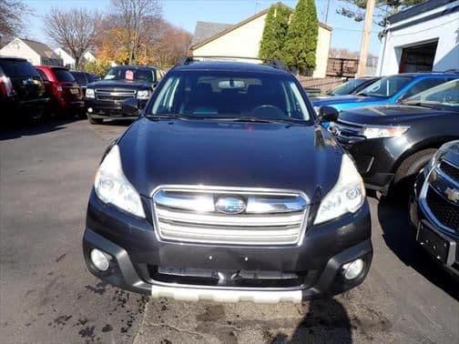 2013 subaru outback 2.5i limited in milwaukee, wisconsin