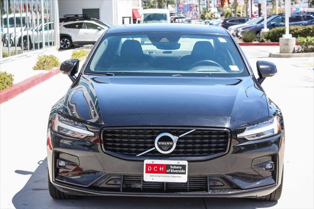 2021 volvo s60 t5 r-design