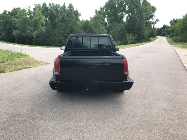 1990 chevy silverado 2x4 custom style lowered step-side shortbox