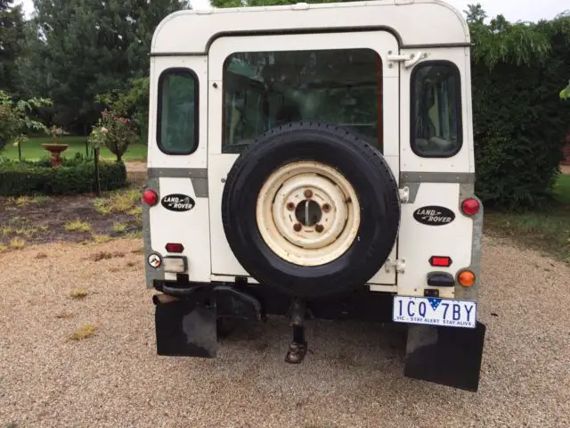 land rover defender county 110 1986 v8 rhd "unmolested"