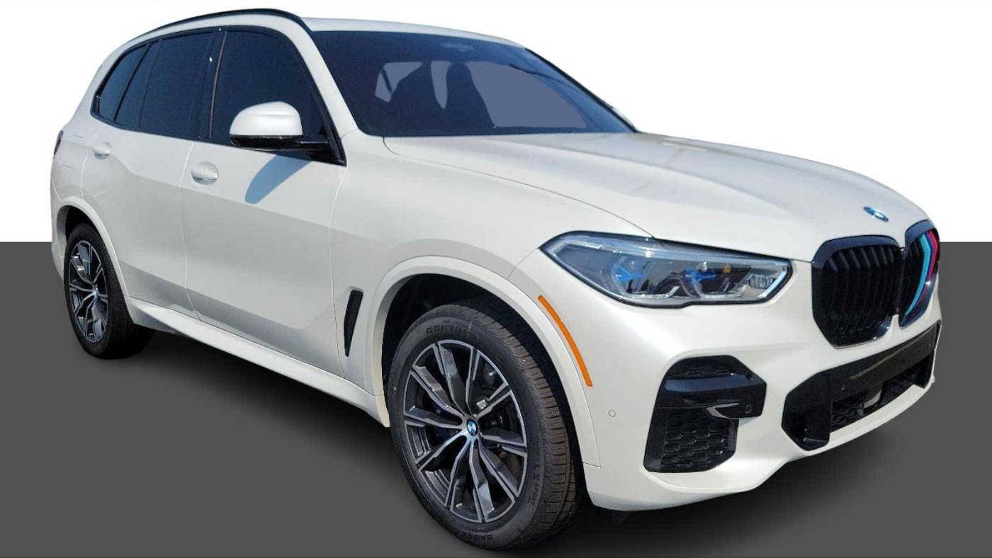 2022 bmw x5 m50i