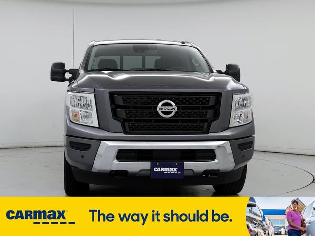 2021 nissan titan xd sv