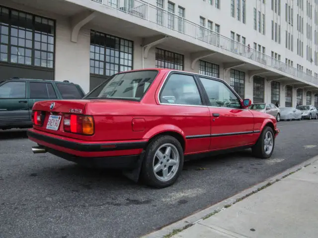 1990 bmw 325i 2-door coupe 2.5l 5 speed e30