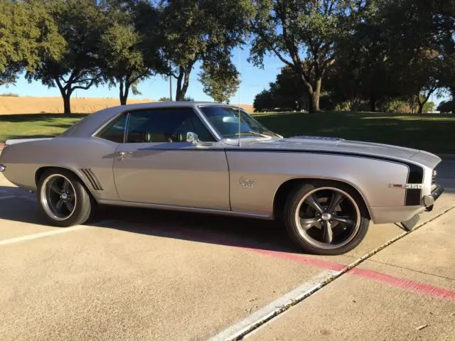 1969 camaro ss resto mod ls 5.3- 5 speed