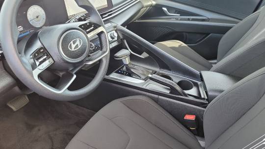 2024 Hyundai Elantra