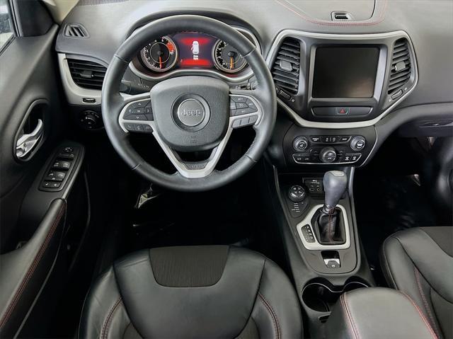 2016 jeep cherokee trailhawk