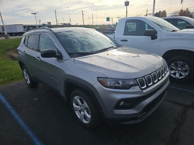 2022 jeep compass latitude