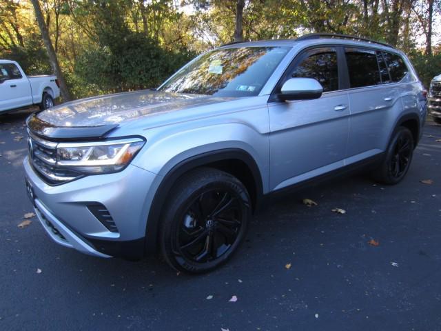 2022 volkswagen atlas 3.6l se w/technology