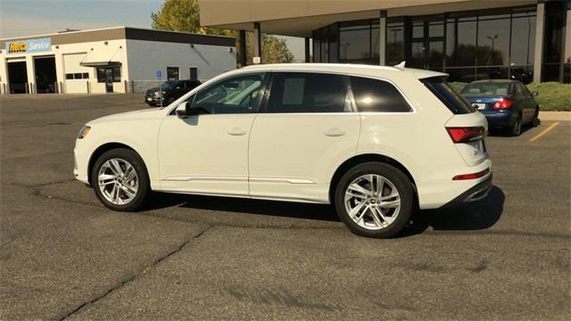 2023 audi q7 55 premium plus