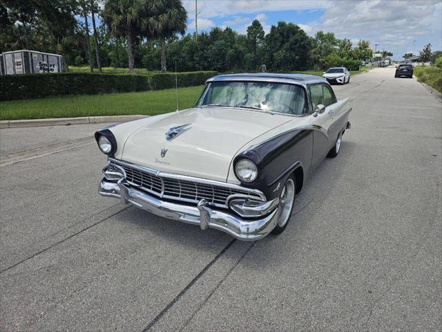 1956 ford fairlane