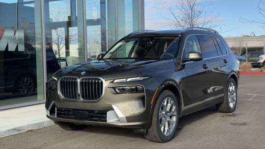 2025 BMW X7