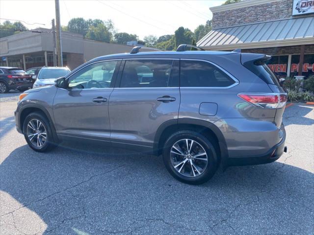 2016 toyota highlander xle