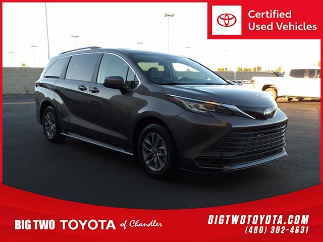 2023 toyota sienna le