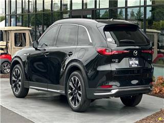 2024 Mazda CX-90 premium