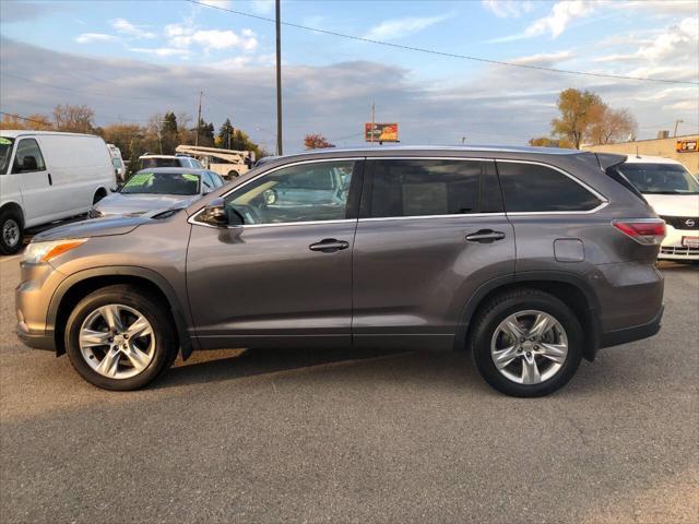 2015 toyota highlander limited