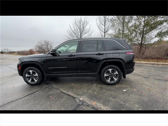 2024 jeep grand cherokee 4xe base