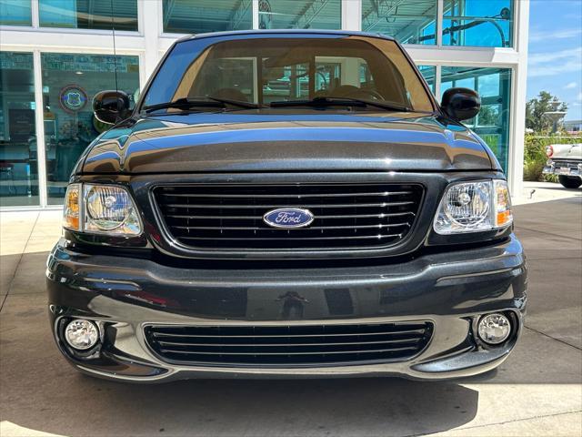 2001 ford f-150 svt lightning flareside