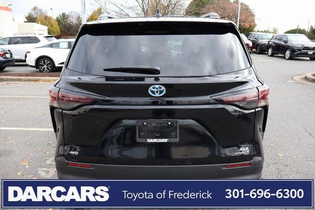 2024 toyota sienna xle