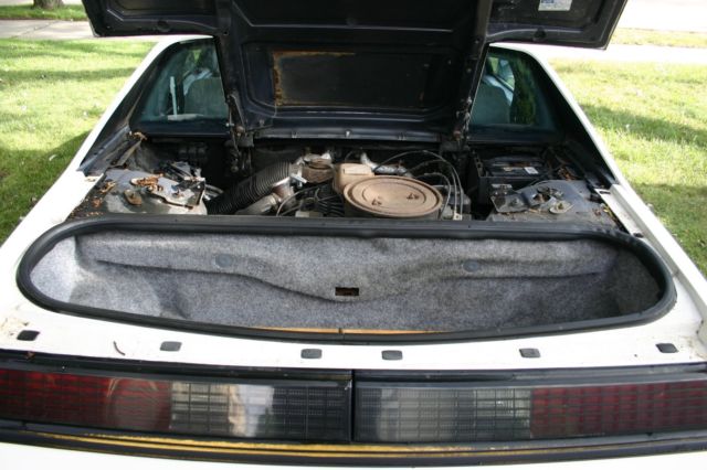 1986 pontiac fiero 2m4