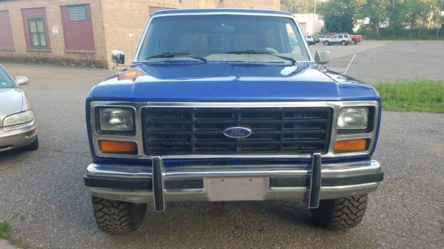 1984 ford bronco 4x4 new engine and transmission restored