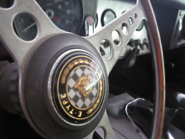 beautiful 1962 jaguar xke. original drivetrain. original body panels. 4 speed
