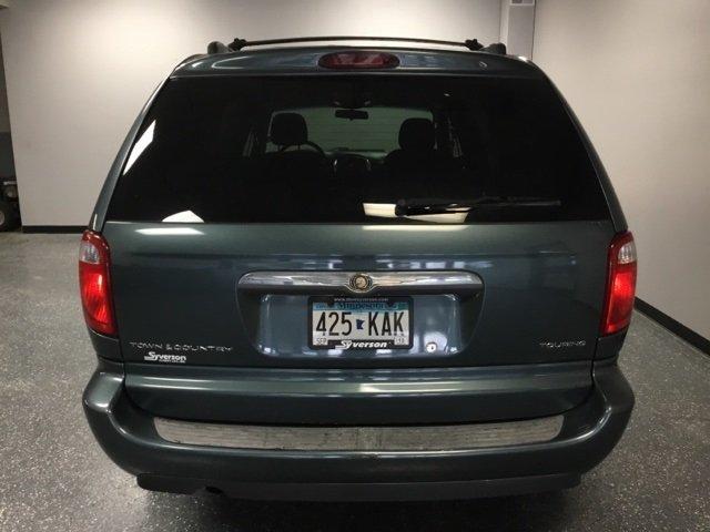 used 2006 chrysler town & country touring albert lea, mn 56007 for sale in albert lea, minnesota