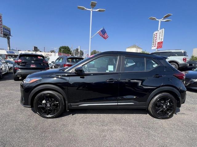 2024 nissan kicks sr