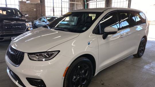 2023 Chrysler Pacifica