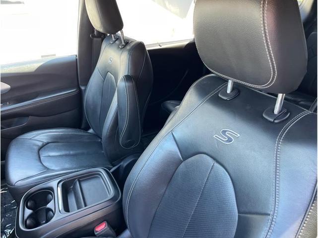 2020 chrysler pacifica touring-l