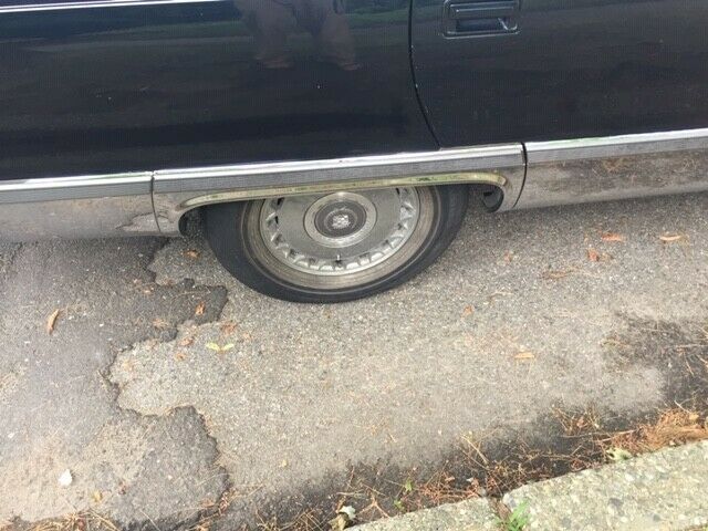 1993 cadillac fleetwood brougham in excellent condition