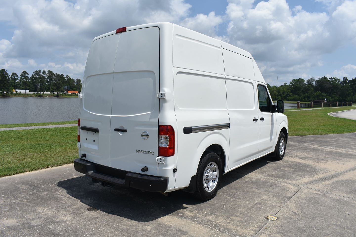 2021 nissan nv 2500 hd sv