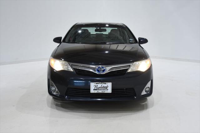 2013 toyota camry hybrid xle