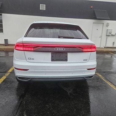 2020 audi q8 55 premium plus