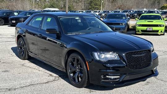 2023 Chrysler 300 touring