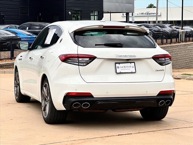 2023 maserati levante modena