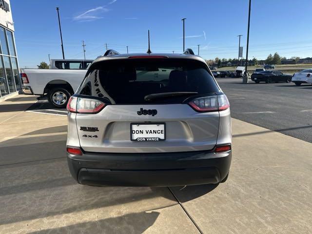 2019 jeep cherokee latitude plus