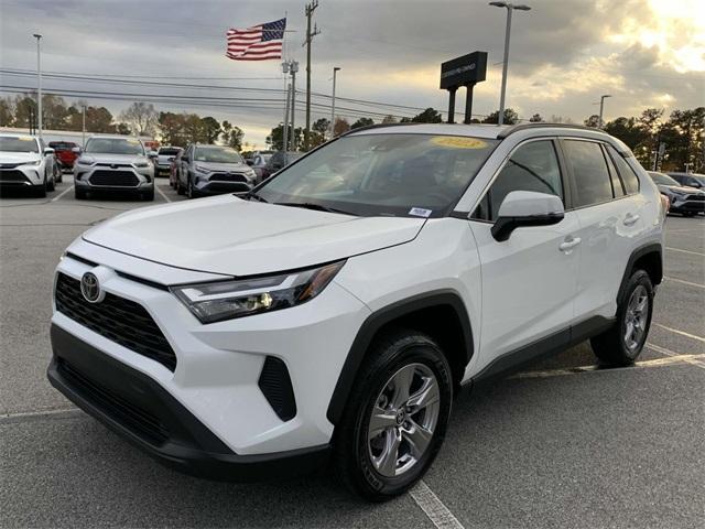 2023 toyota rav4 xle
