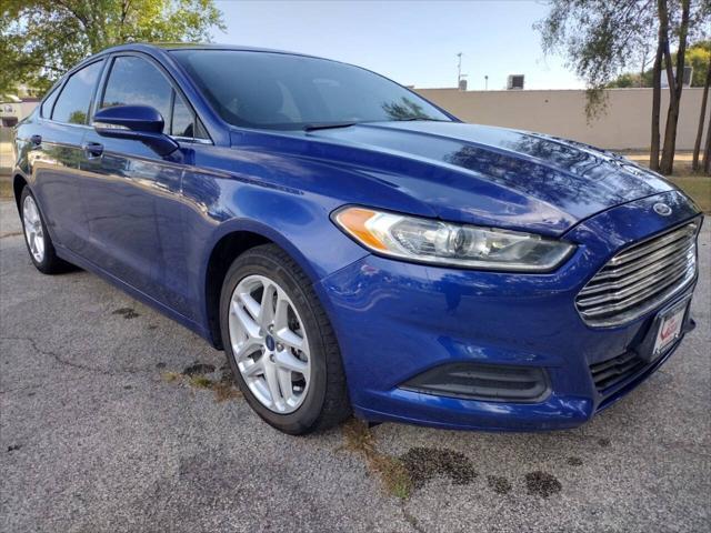 2016 ford fusion se